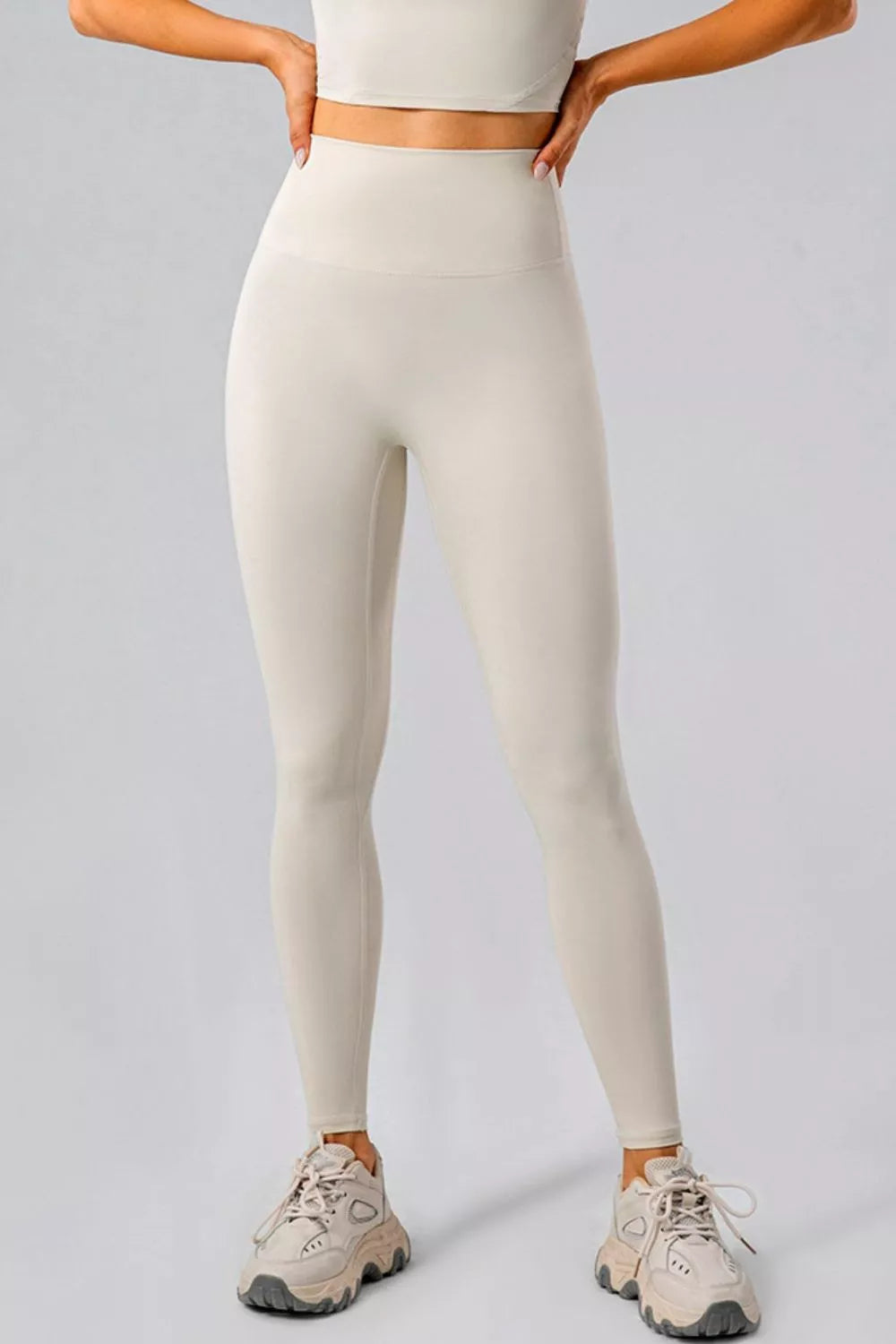 High-Waisted Seamless Active Leggings · detail view